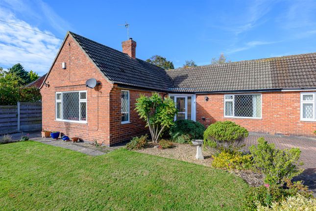 2 bedroom semi-detached bungalow for sale