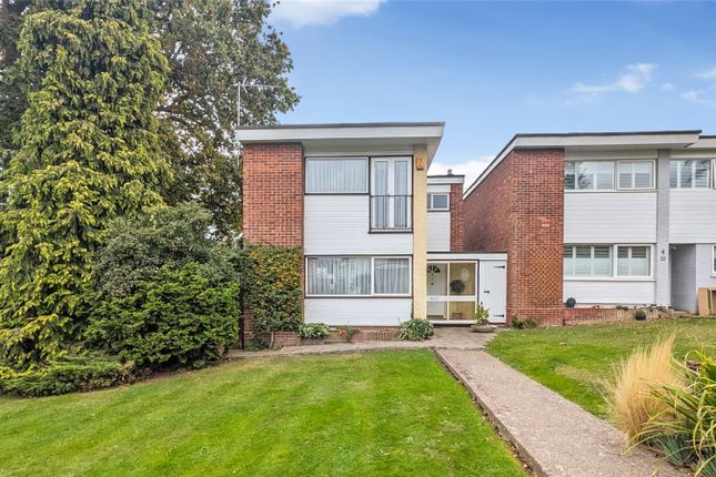 The South Glade, Bexley, DA5 3 bed detached house for sale