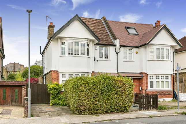 Neville Road, Kingston Upon Thames KT1 2 bed flat for sale