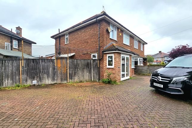 Kingshill Avenue, Northolt, Greater... 3 bed semi