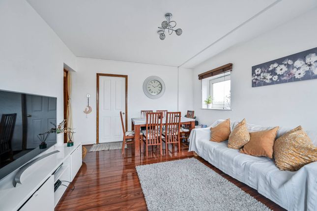 Pauline House, Old Montague Street... 2 bed flat for sale