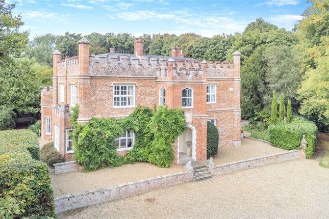 5 bedroom detached house for sale