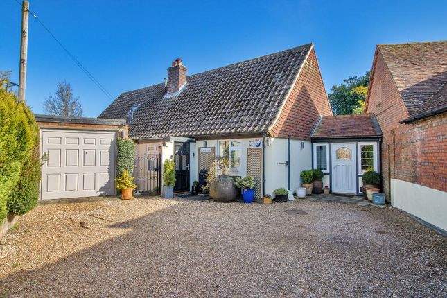 Gills Green, Hawkhurst, Kent, TN18 5ET 3 bed detached house for sale