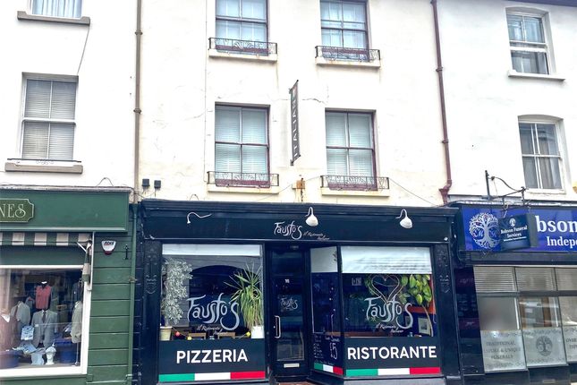Park Street, Minehead, Somerset, TA24 3 bed apartment for sale