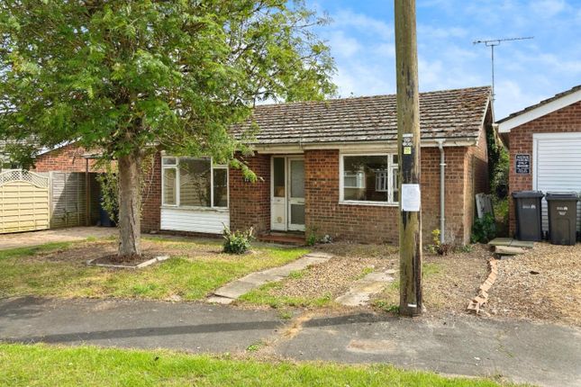 St. Nicholas Drive, Feltwell IP26 2 bed detached bungalow for sale
