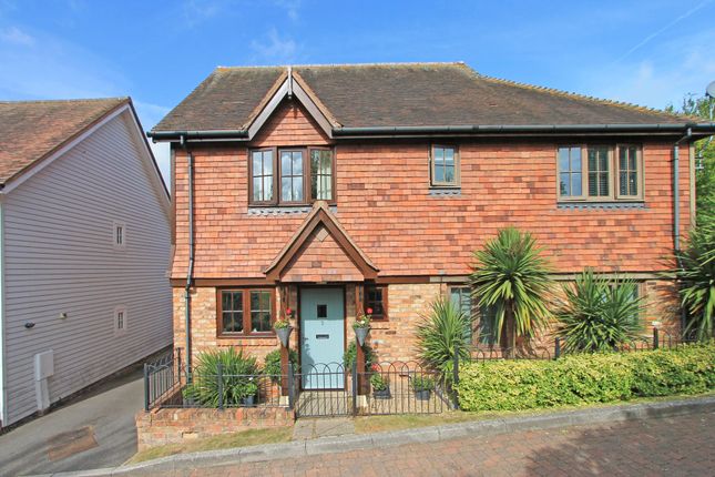 Lower St. Marys, Ticehurst, TN5 2 bed semi