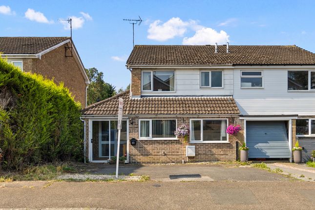 Roman Way, Desborough, NN14 3 bed semi
