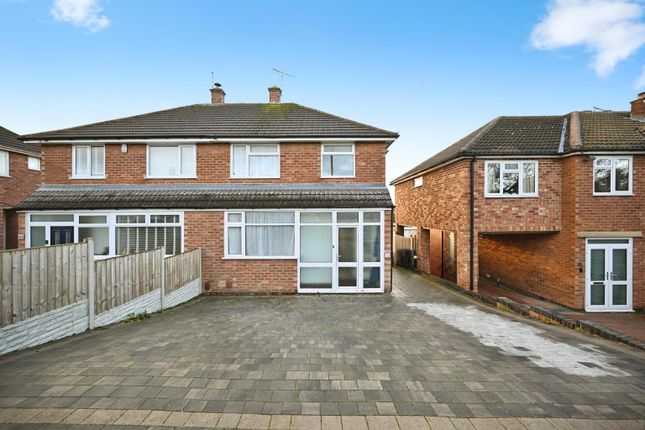 3 bedroom semi-detached house for sale