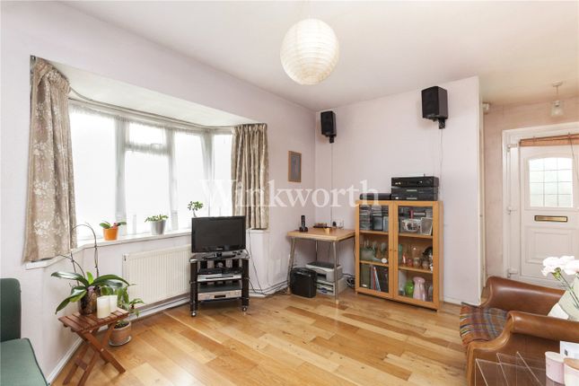 Myrtle Road, London, N13 1 bed bungalow for sale