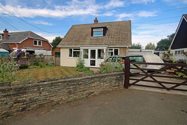 Hale Road, Fordingbridge SP6 3 bed chalet for sale