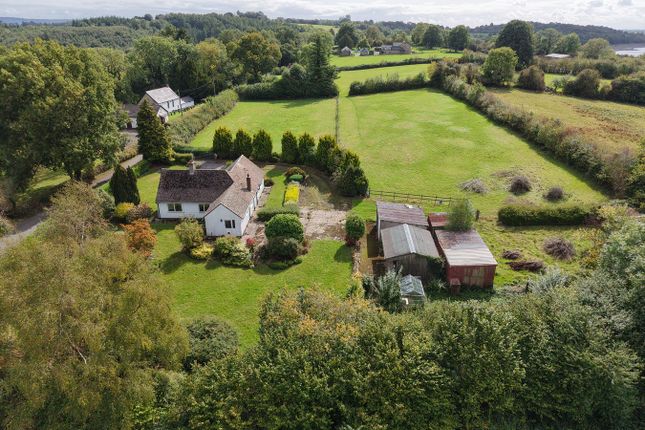 Pontypool NP4 3 bed detached bungalow for sale