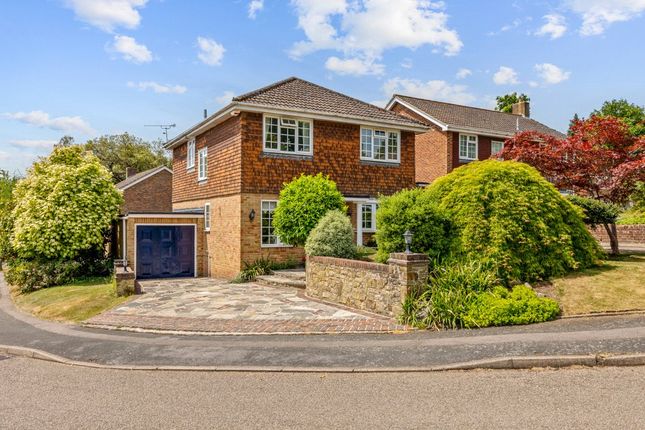 Knightwood Close, Reigate, Surrey, RH2 4 bed detached house for sale
