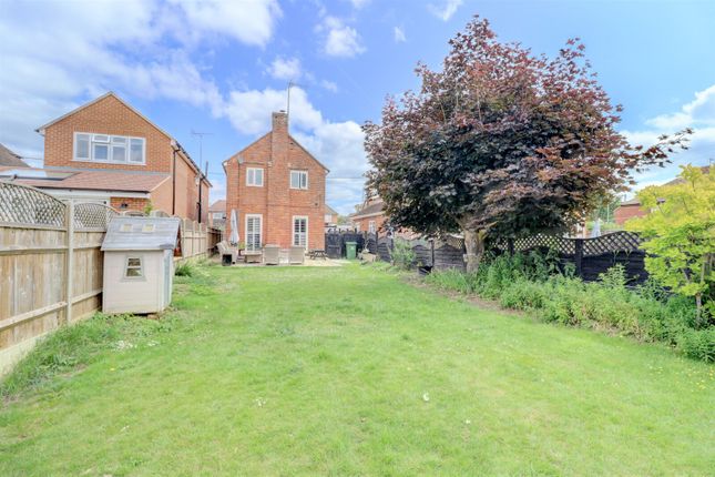Penn Road, High Wycombe HP15 3 bed detached house for sale