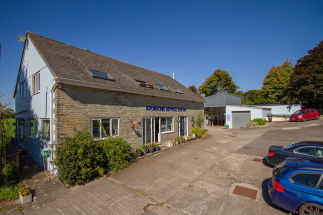 Lostwithiel, PL22 6 bed detached house for sale