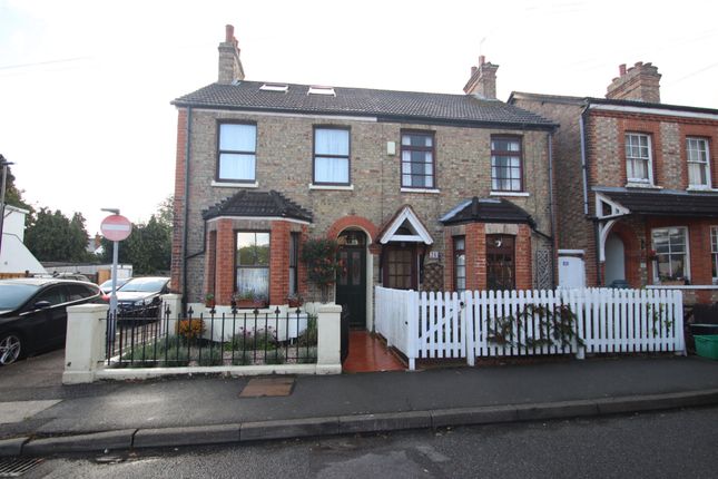 Gladstone Road, Farnborough Village, BR6 2 bed semi