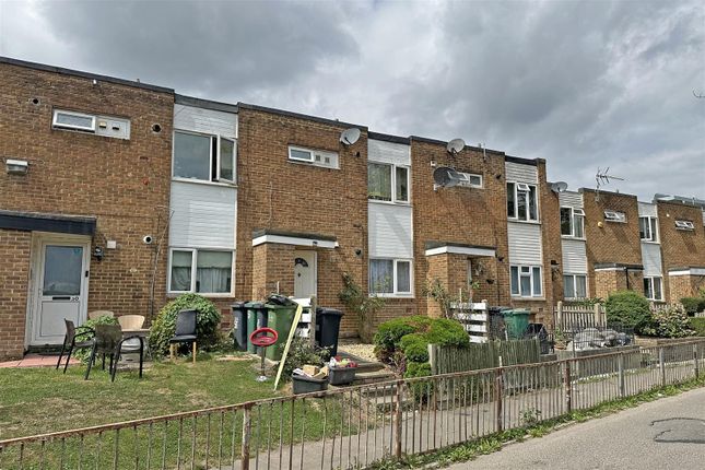 Princes Road, Redhill 2 bed flat for sale