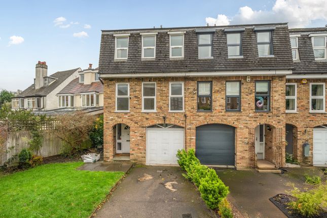 Ashurst Close, Northwood 3 bed end of terrace house for sale
