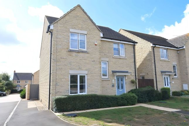 Rock Road, Carterton OX18 4 bed detached house for sale