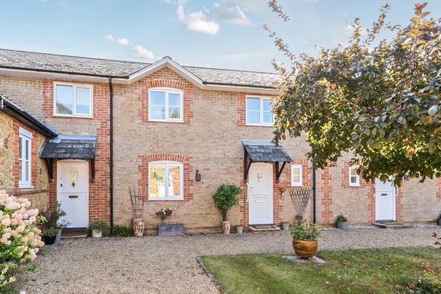 Park Drive, Bramley, Guildford, GU5 2 bed terraced house for sale