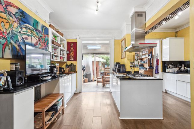 4 bedroom terraced house for sale