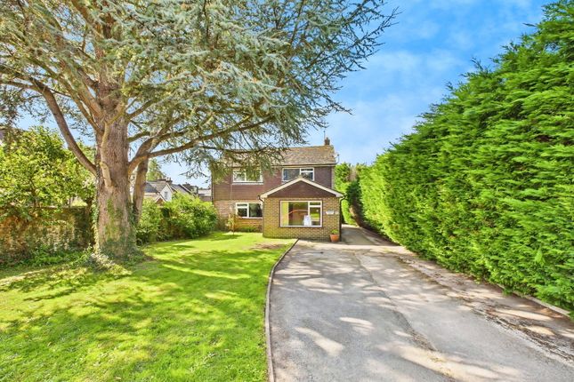 Comptons Lane, Horsham RH13 4 bed detached house for sale