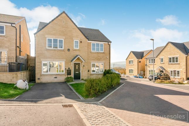 5 bed detached house