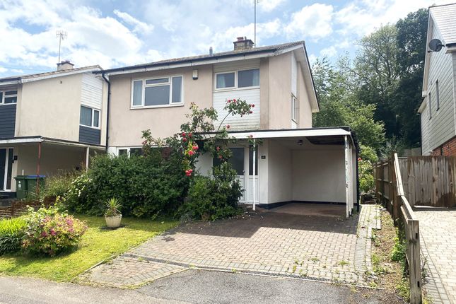 Beacon Bottom, Park Gate 3 bed detached house for sale