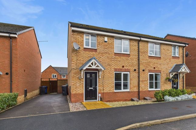 Greenock Close, Newcastle ST5 3 bed semi