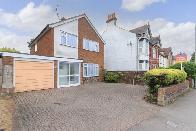 Canterbury Road, Margate, CT9 3 bed detached house for sale