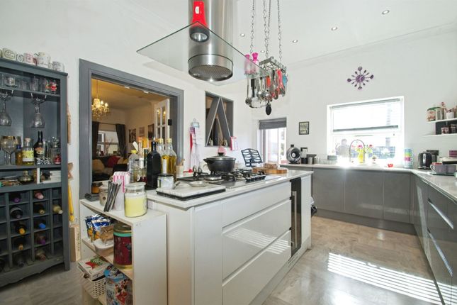 4 bed detached bungalow