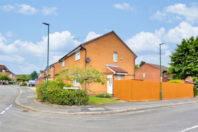 2 bedroom semi-detached house for sale