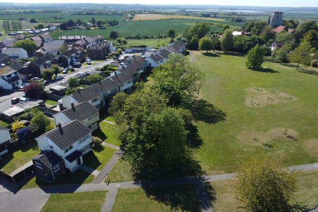 4 bed detached house