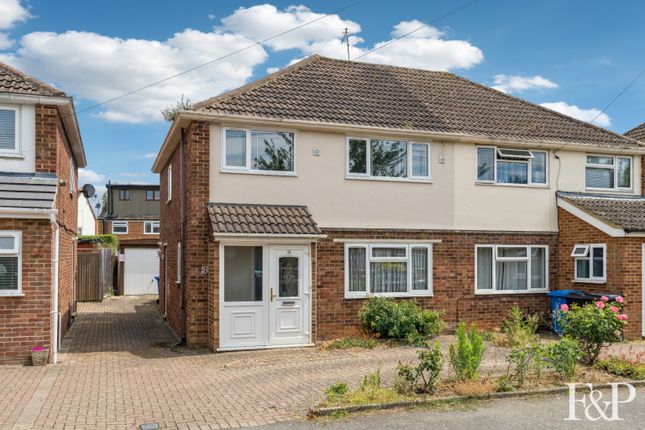 Cell Farm Avenue, Old Windsor 3 bed semi