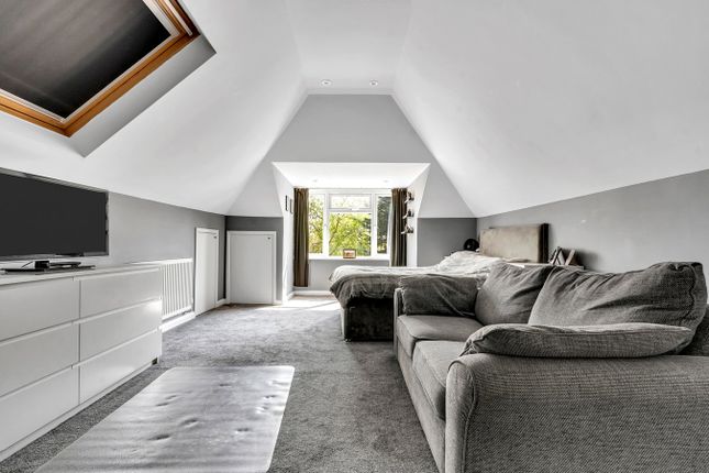 St Pinnock Avenue... 5 bed detached bungalow for sale