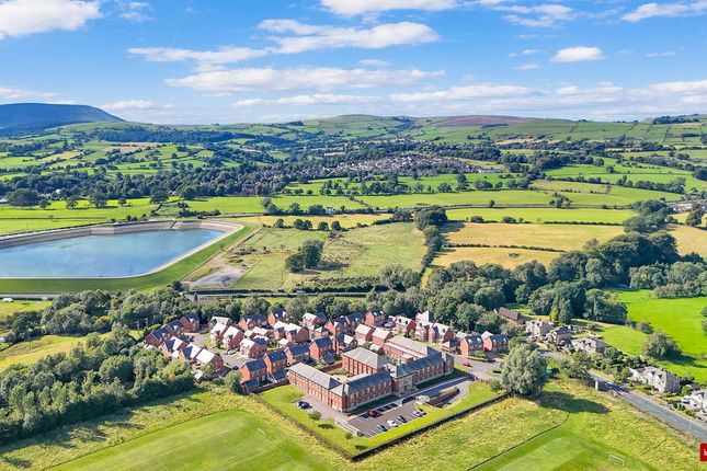 Grenfell Gardens, Colne, BB8 2 bed apartment for sale