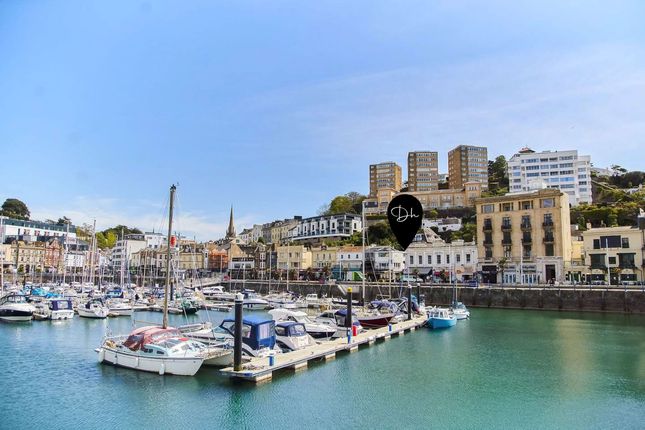 Victoria Parade, Torquay 2 bed apartment for sale