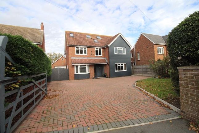 Park Road, Bedford MK44 5 bed detached house for sale