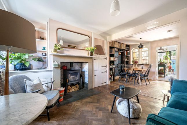 The Grove, Pluckley 2 bed terraced house for sale