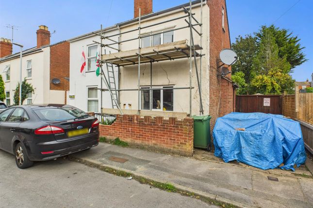 Brook Street, Tredworth, Gloucester 3 bed semi