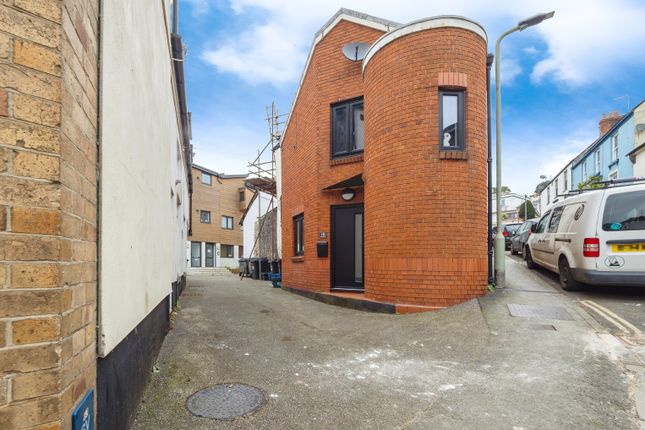 1 bedroom terraced house for sale