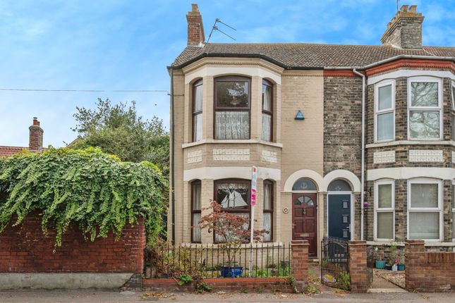 4 bed end terrace house
