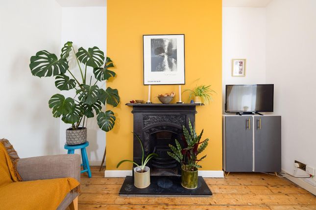 Drummond Road, St. Pauls 2 bed maisonette for sale