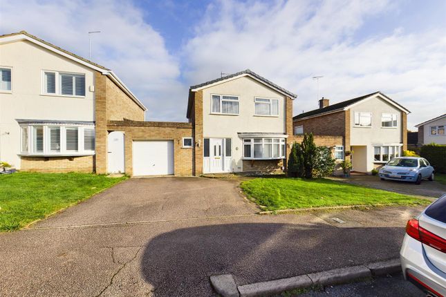 Marlowe Close, Stevenage... 3 bed detached house for sale