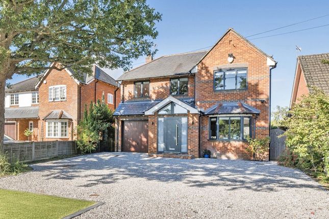 Glaziers Lane, Normandy, GU3 5 bed detached house for sale