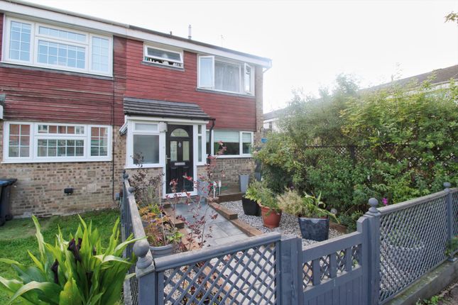 Pinewood Close, Harlow 3 bed semi