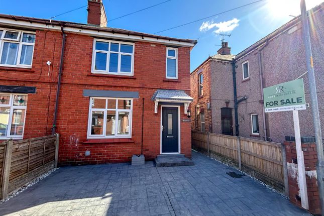 2 bedroom semi-detached house for sale