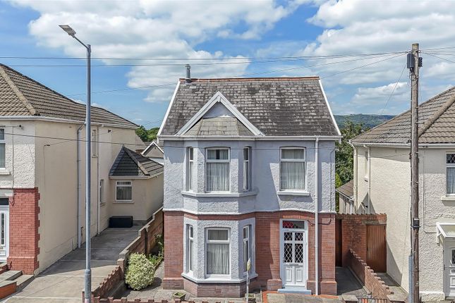 Old Road, Briton Ferry, Neath 3 bed detached house for sale