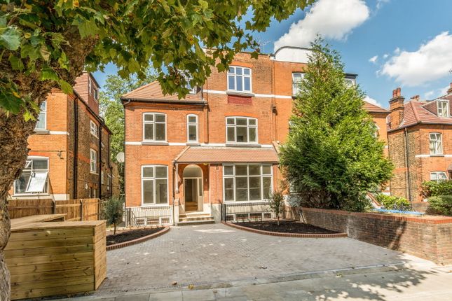 Chatsworth Road, London, NW2 4BL 1 bed duplex for sale