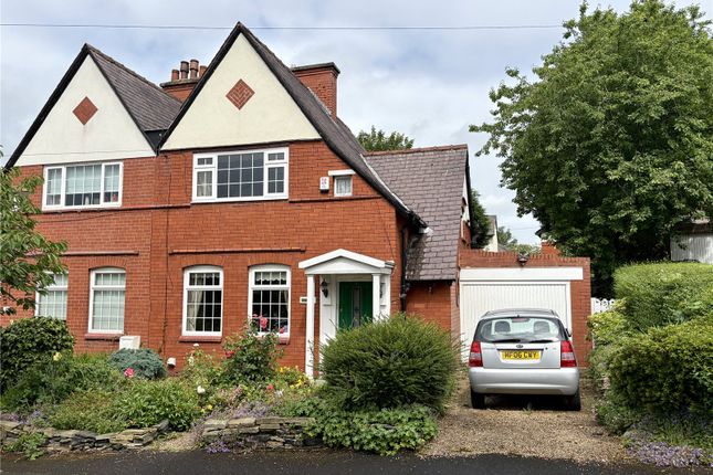 Brae Side, Garden Suburb, Oldham, OL8 2 bed semi