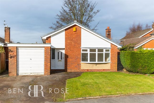 Wharfedale Close, Leyland 3 bed detached bungalow for sale